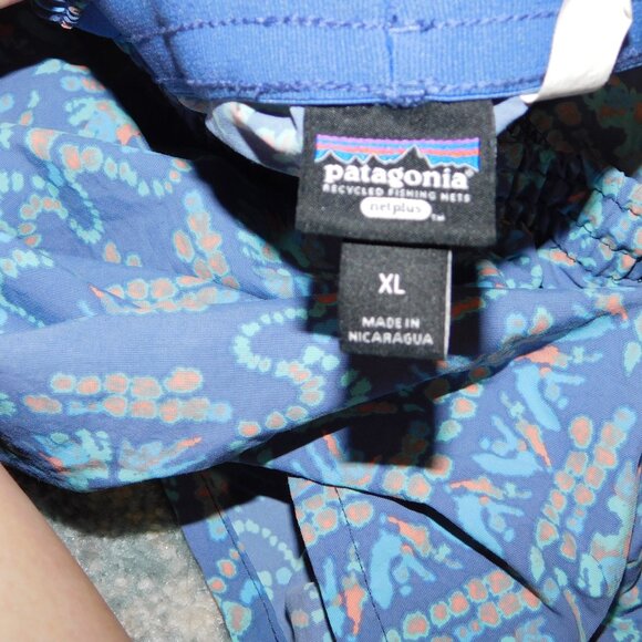 Patagonia Pattern Shorts - Picture 3 of 3